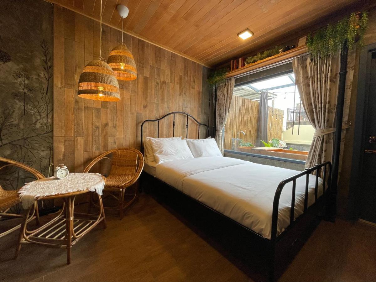 Central Old Town Cottage Бангкок Экстерьер фото